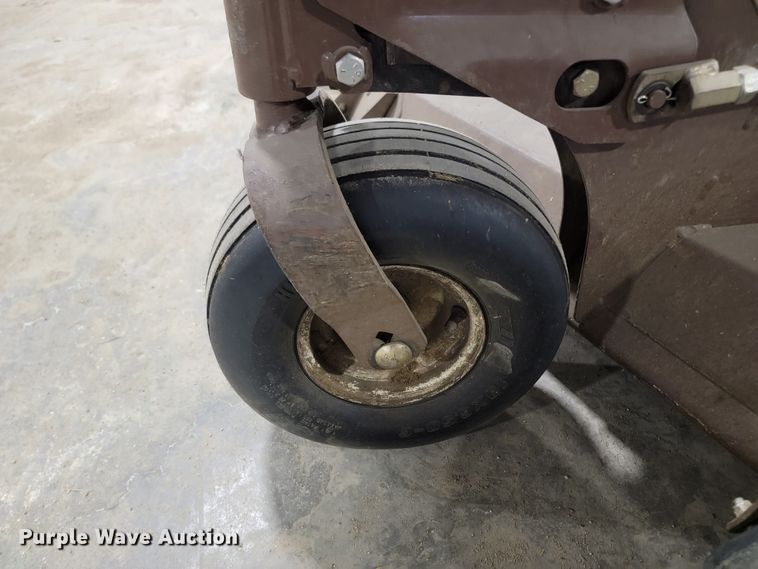 image for item ME9772 Grasshopper 729  ZTR lawn mower