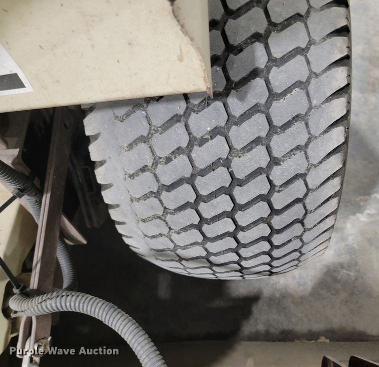 image for item ME9772 Grasshopper 729  ZTR lawn mower