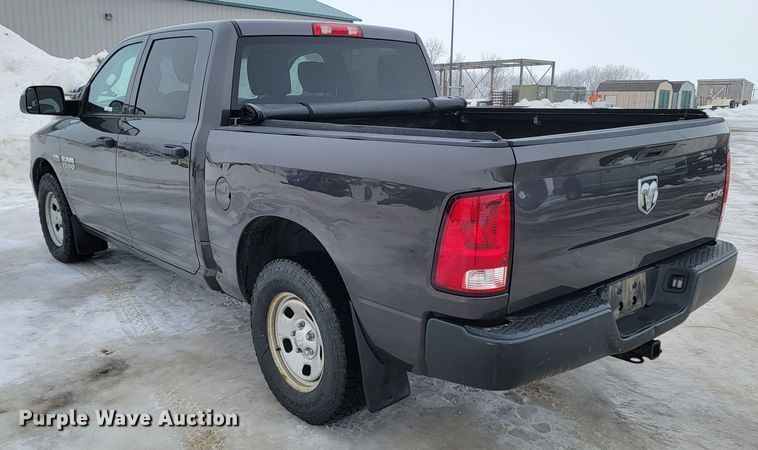 image for item ME9773 2016 Dodge Ram 1500  Crew Cab pickup truck