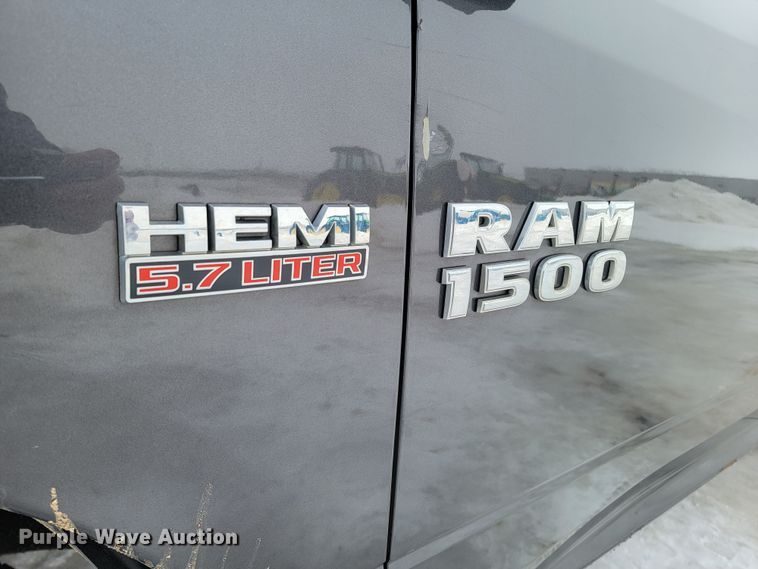 image for item ME9773 2016 Dodge Ram 1500  Crew Cab pickup truck