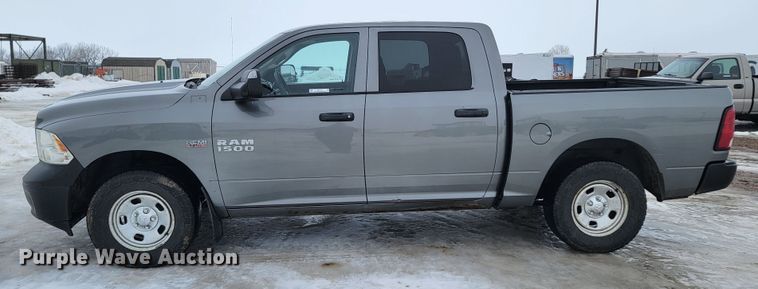 image for item ME9774 2013 Dodge Ram 1500  Crew Cab pickup truck