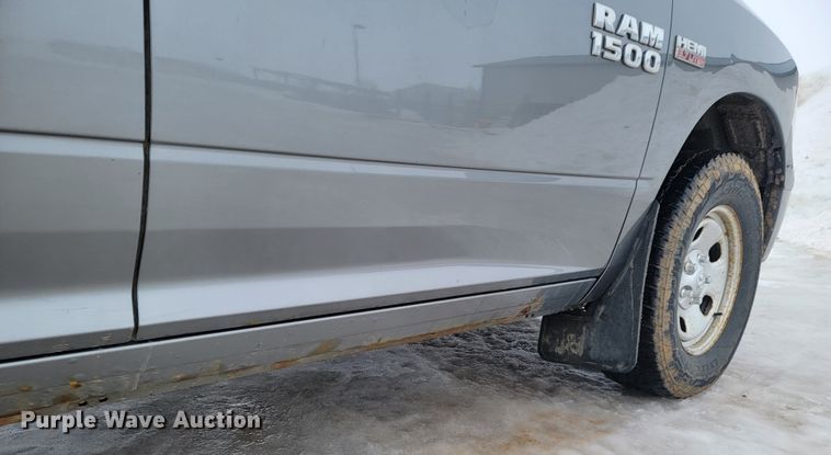 image for item ME9774 2013 Dodge Ram 1500  Crew Cab pickup truck