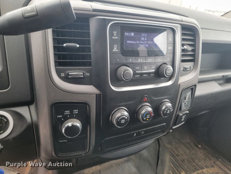 image for item ME9774 2013 Dodge Ram 1500  Crew Cab pickup truck