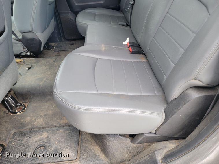 image for item ME9774 2013 Dodge Ram 1500  Crew Cab pickup truck