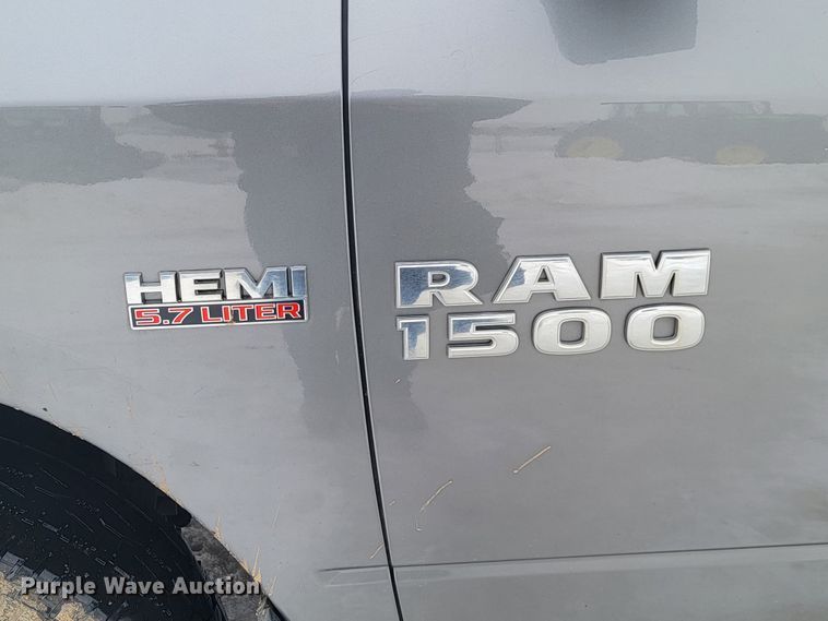 image for item ME9774 2013 Dodge Ram 1500  Crew Cab pickup truck