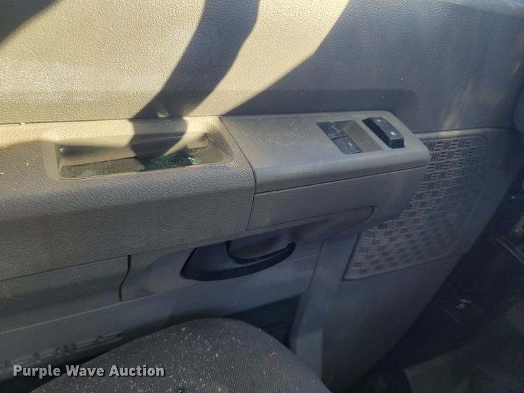 image for item ME9777 2012 Ford E350 Super Duty  van