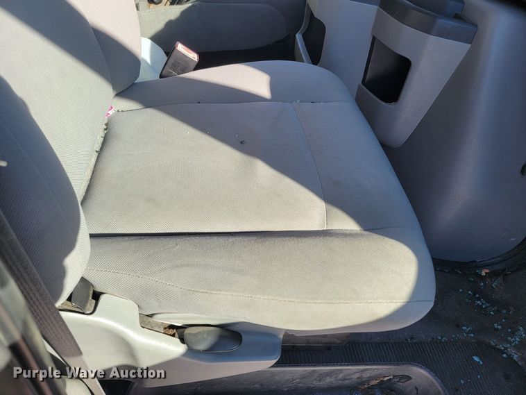 image for item ME9777 2012 Ford E350 Super Duty  van