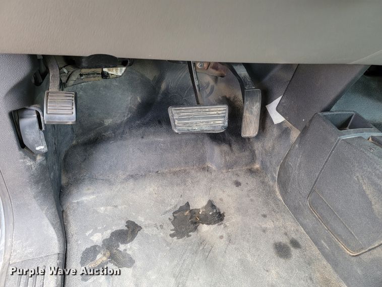 image for item ME9789 2011 Chevrolet Silverado 1500  Ext. Cab pickup truck