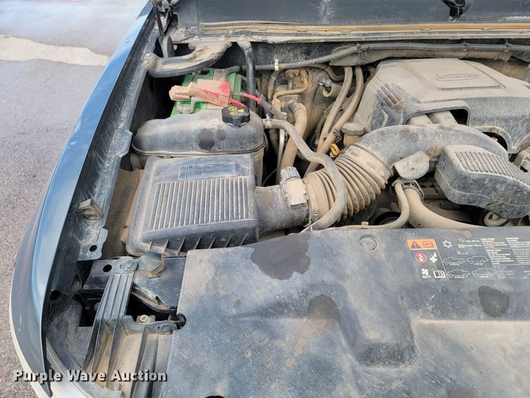 image for item ME9789 2011 Chevrolet Silverado 1500  Ext. Cab pickup truck