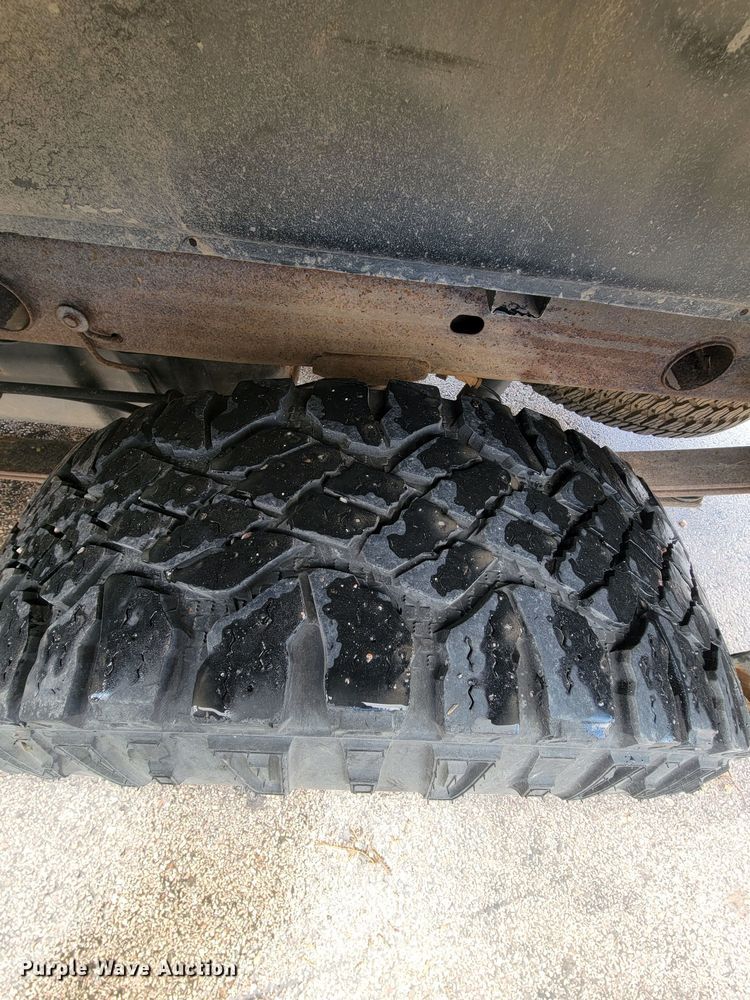 image for item ME9789 2011 Chevrolet Silverado 1500  Ext. Cab pickup truck