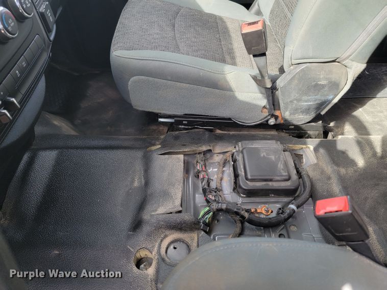 image for item ME9790 2016 Dodge Ram 1500  Crew Cab pickup truck