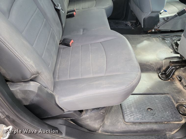 image for item ME9790 2016 Dodge Ram 1500  Crew Cab pickup truck