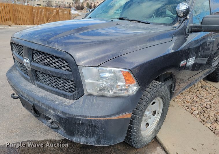 image for item ME9790 2016 Dodge Ram 1500  Crew Cab pickup truck