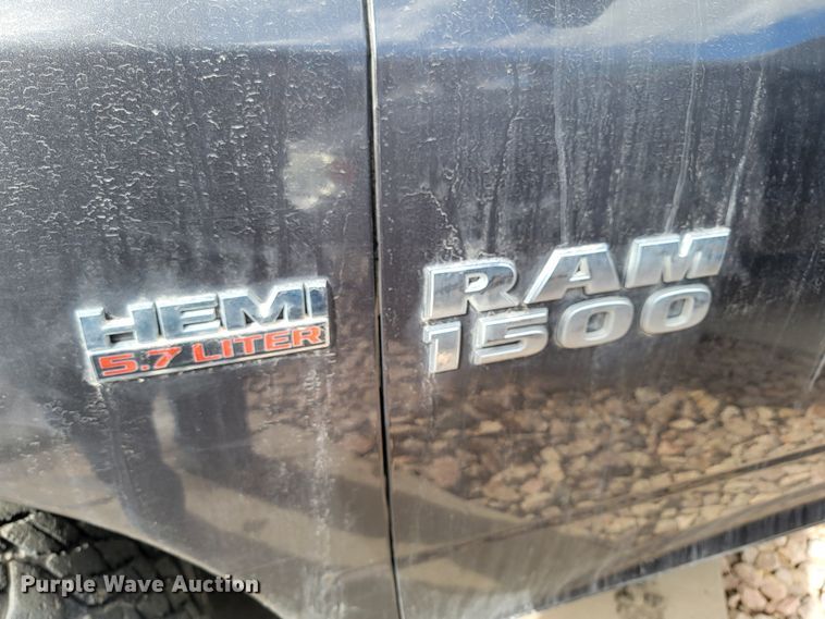 image for item ME9790 2016 Dodge Ram 1500  Crew Cab pickup truck