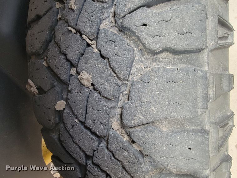 image for item ME9790 2016 Dodge Ram 1500  Crew Cab pickup truck