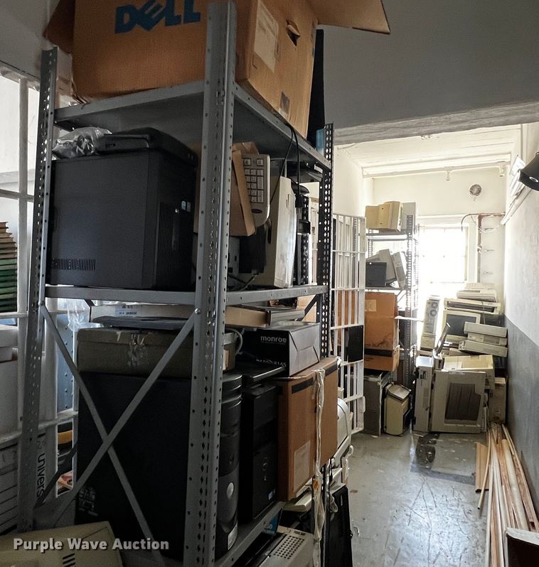 image for item MF9825 Office equipment