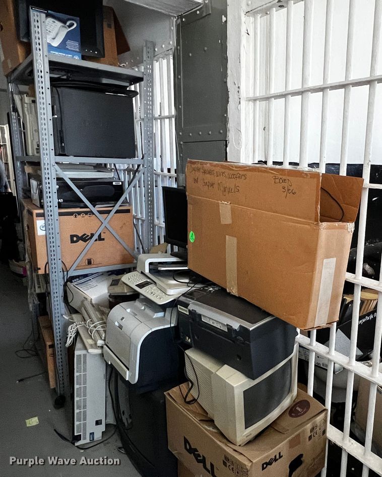 image for item MF9825 Office equipment