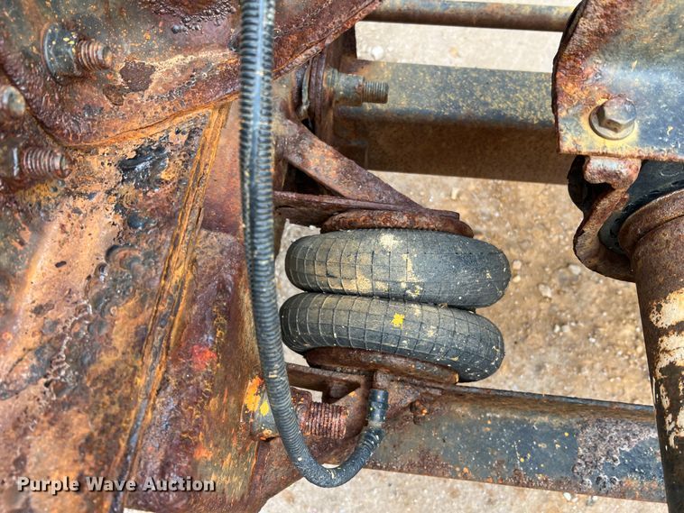 image for item MM9205 2009 International WorkStar 7500  truck cab and chassis