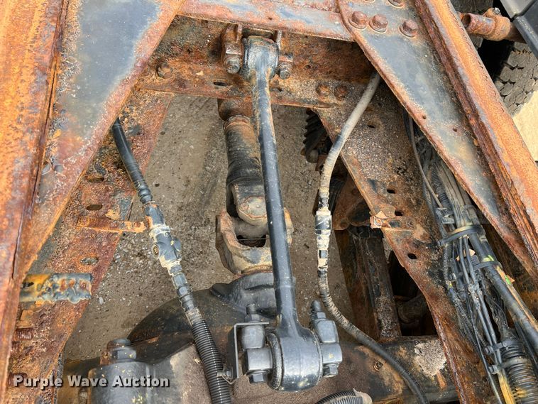 image for item MM9205 2009 International WorkStar 7500  truck cab and chassis