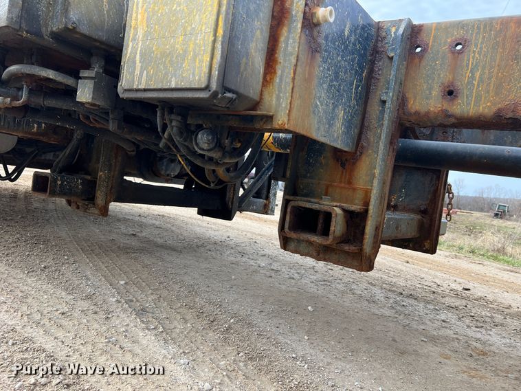 image for item MM9205 2009 International WorkStar 7500  truck cab and chassis