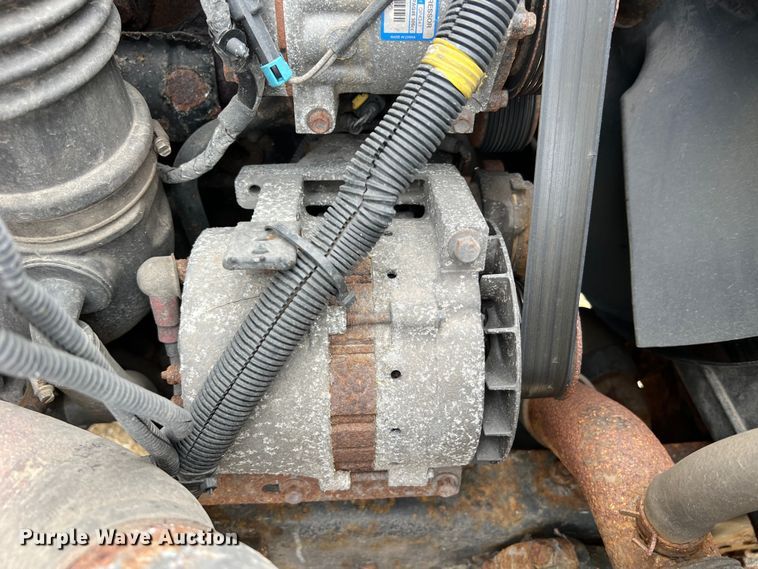 image for item MM9205 2009 International WorkStar 7500  truck cab and chassis