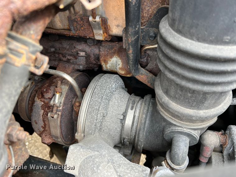 image for item MM9205 2009 International WorkStar 7500  truck cab and chassis