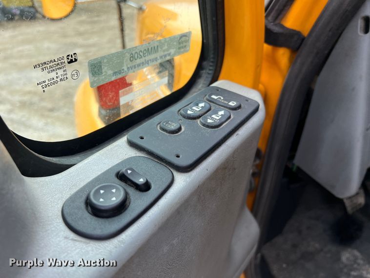 image for item MM9206 2007 International 7400  dump truck