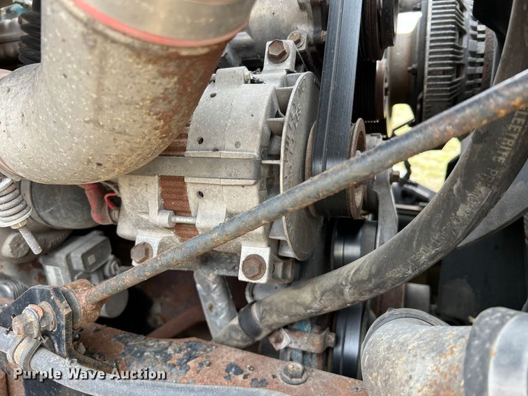 image for item MM9206 2007 International 7400  dump truck