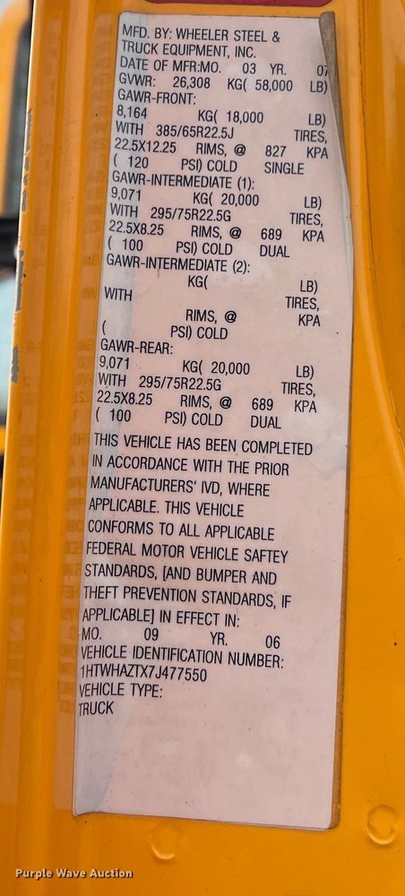 image for item MM9206 2007 International 7400  dump truck