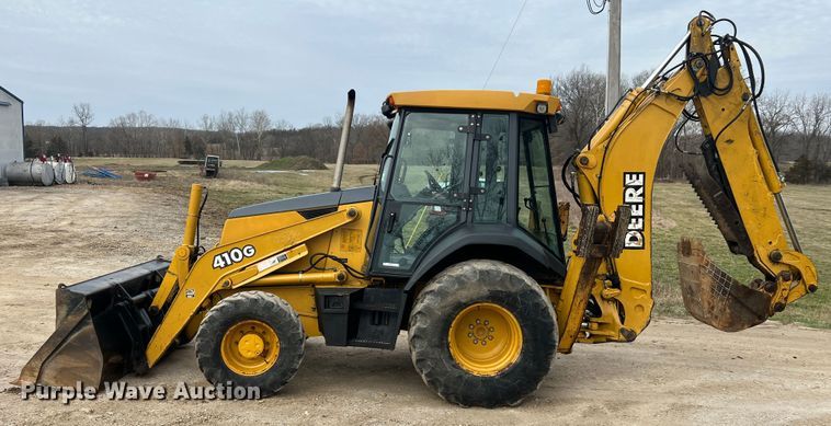 image for item MM9208 2005 John Deere 410G  backhoe