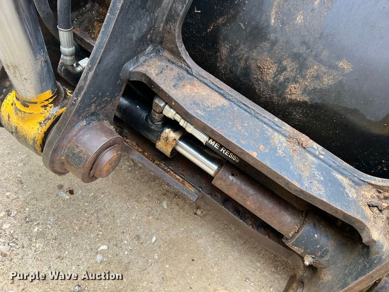 image for item MM9208 2005 John Deere 410G  backhoe