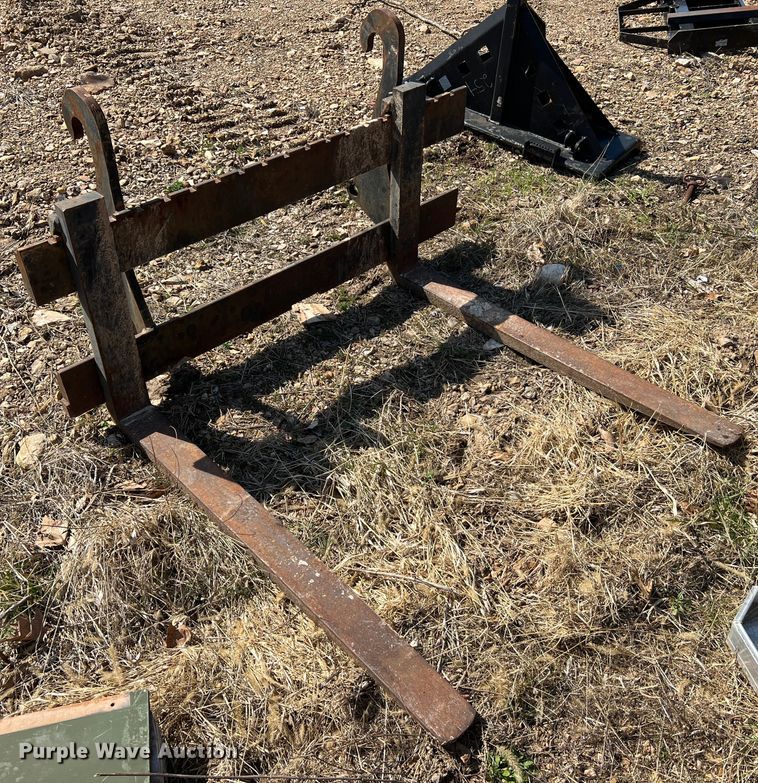 image for item MM9208 2005 John Deere 410G  backhoe