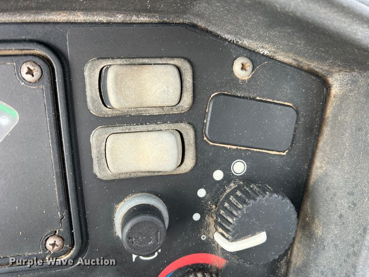 image for item MM9208 2005 John Deere 410G  backhoe