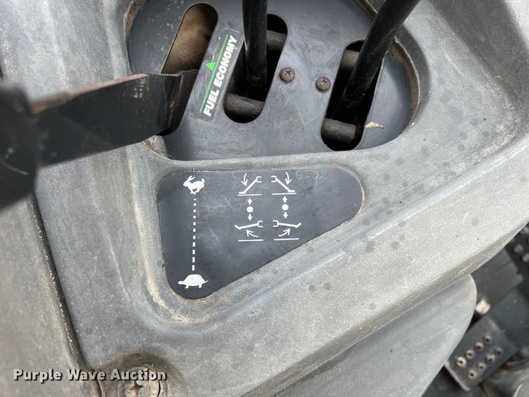 image for item MM9208 2005 John Deere 410G  backhoe