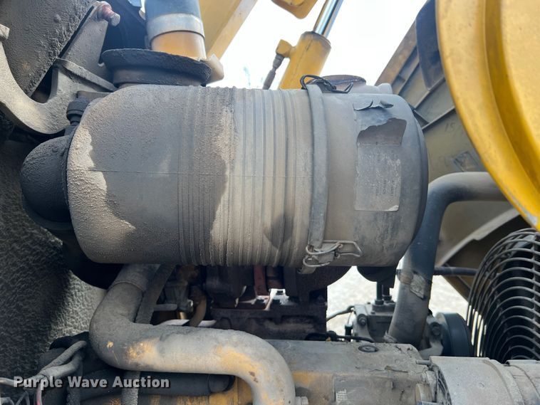 image for item MM9208 2005 John Deere 410G  backhoe