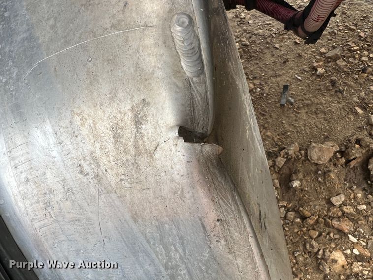 image for item MM9210 2016 International WorkStar 7500  truck cab and chassis