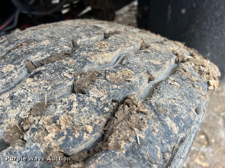 image for item MM9210 2016 International WorkStar 7500  truck cab and chassis