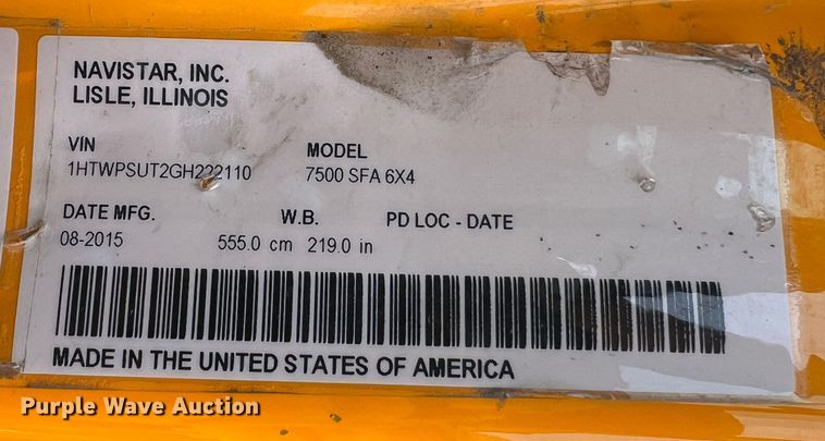 image for item MM9210 2016 International WorkStar 7500  truck cab and chassis