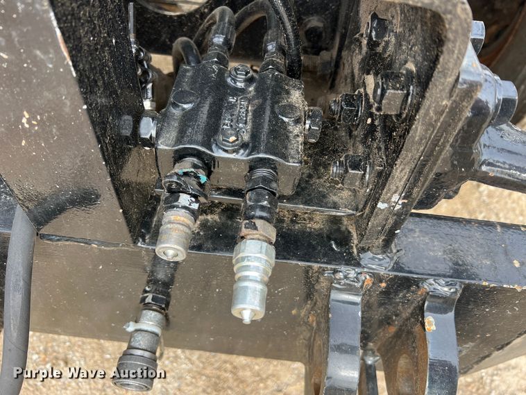 image for item MM9216 2006 International 7400  dump truck