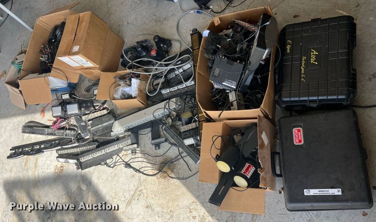 image for item MM9232 Law enforcement equipment