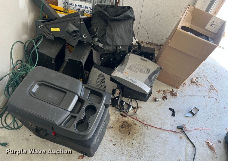 image for item MM9232 Law enforcement equipment