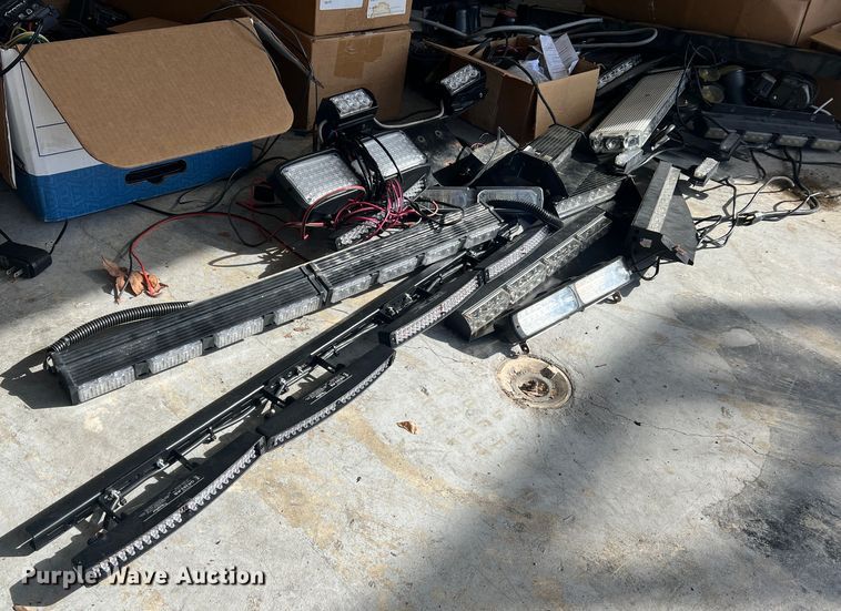 image for item MM9232 Law enforcement equipment