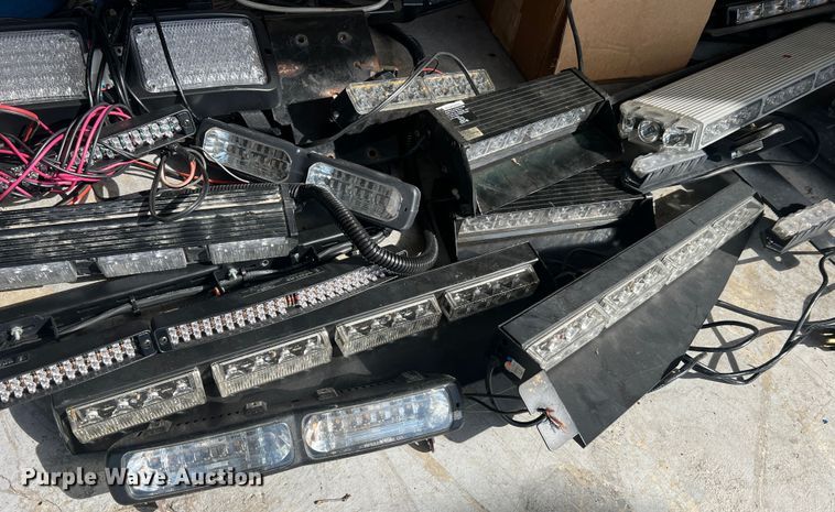 image for item MM9232 Law enforcement equipment