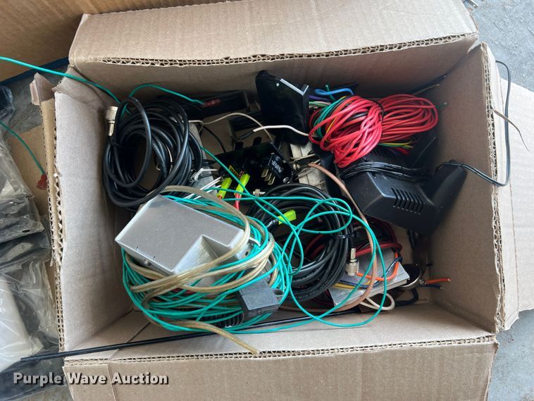 image for item MM9232 Law enforcement equipment