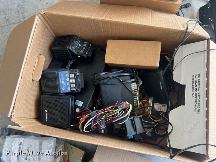 image for item MM9232 Law enforcement equipment