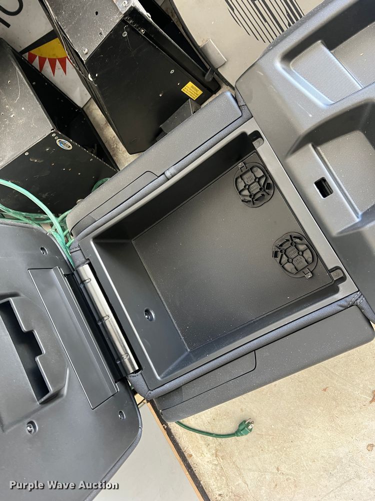 image for item MM9232 Law enforcement equipment