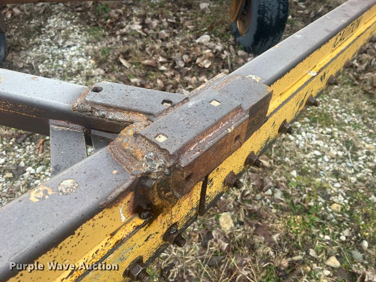 image for item MM9233 RGM RG11.0W  road maintainer