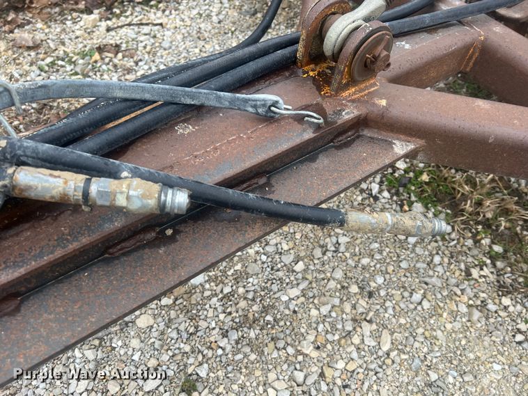 image for item MM9233 RGM RG11.0W  road maintainer