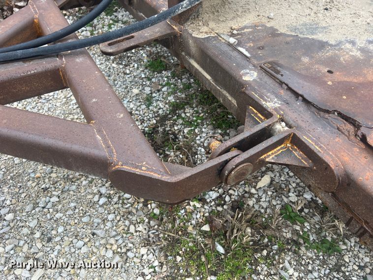 image for item MM9233 RGM RG11.0W  road maintainer