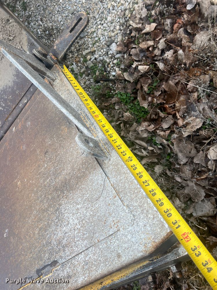 image for item MM9233 RGM RG11.0W  road maintainer